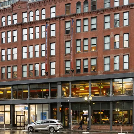 Hi Boston Hostel-3