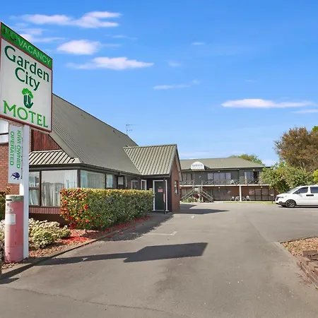 Garden City Motel-2