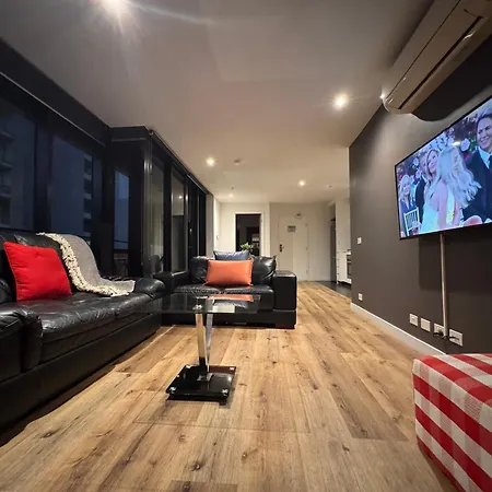 Aura On Flinders Serviced Apartments-2