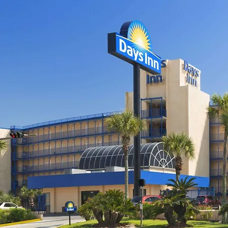 Days Inn By Wyndham Panama City Beach Beachfront Resort-2