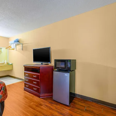 Econo Lodge Decatur South-3