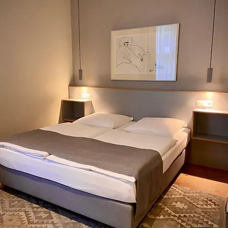 Hotel 38-2