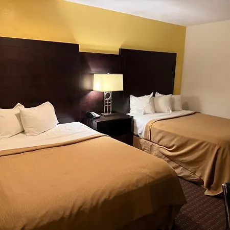 Hollister Inn-2