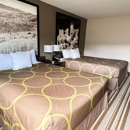 Super 8 By Wyndham Durango-3