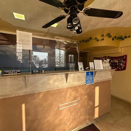 Super Inn By Oyo Daytona Beach Near Airport-3