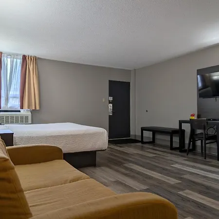 Super 8 By Wyndham Thunder Bay-3