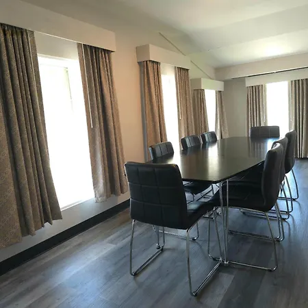 Days Inn And Suites By Wyndham Port Huron-3