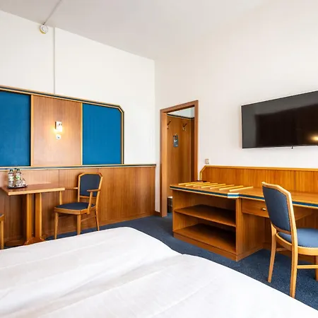 Hotel und Rasthof AVUS-3