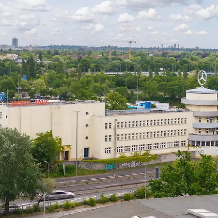 Hotel Und Rasthof Avus-2
