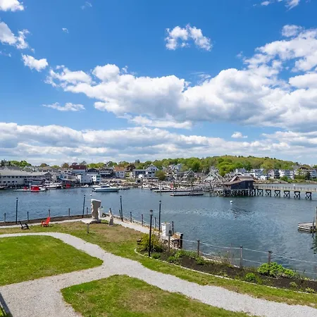 Boothbay Harbor Inn-2