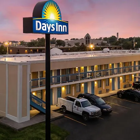 Days Inn By Wyndham Fort Wayne-2