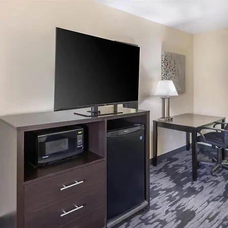 Best Western Parkside Inn-3