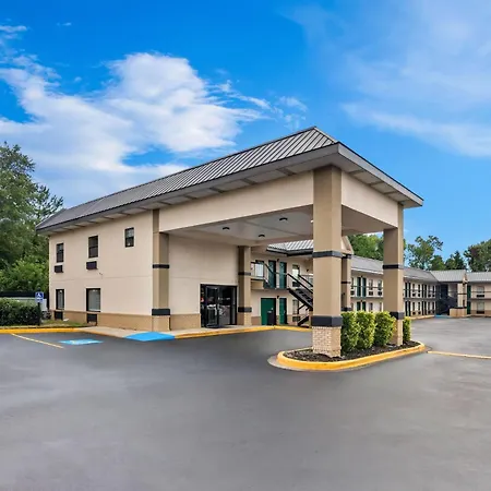 Super 8 By Wyndham Columbia-2