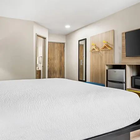 Days Inn By Wyndham Billings-2