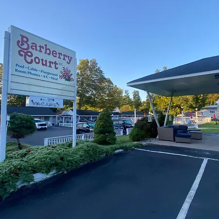 Barberry Court Motel &Cabins-3