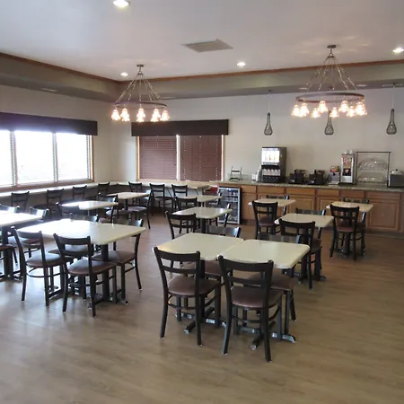 Best Western Buffalo Ridge Inn Near Mt Rushmore-3