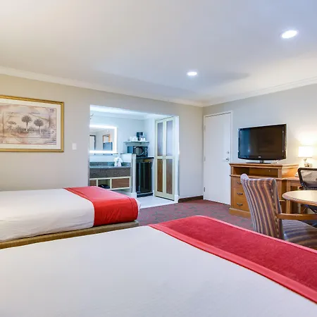 Del Sol Inn Anaheim-3
