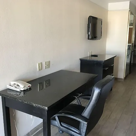 Texas Inn & Suites Pharr/San Juan-3