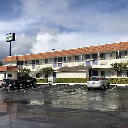 Gilroy Inn-3