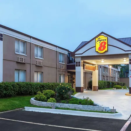 Super 8 By Wyndham Grand Prairie North-2