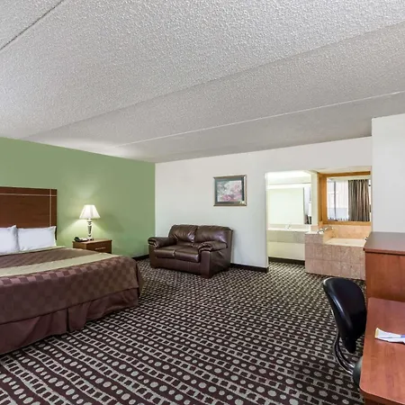 Days Inn By Wyndham Midland-2