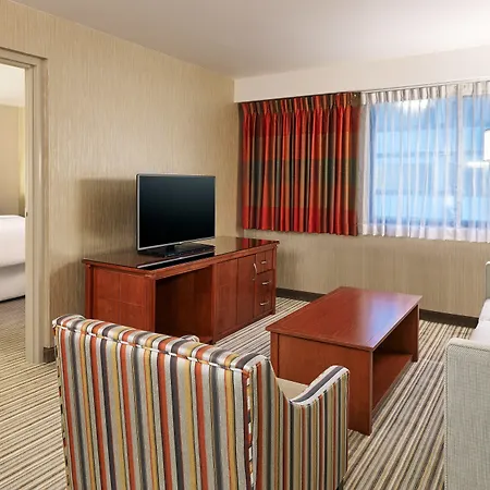 Four Points By Sheraton Bellingham Hotel & Conference Center-3