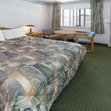 Days Inn By Wyndham Oroville-2