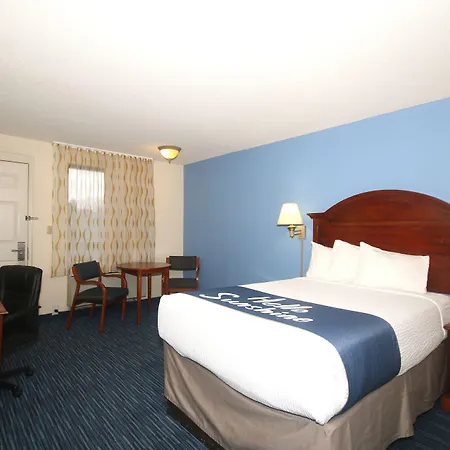 Days Inn By Wyndham Winston Salem North-3