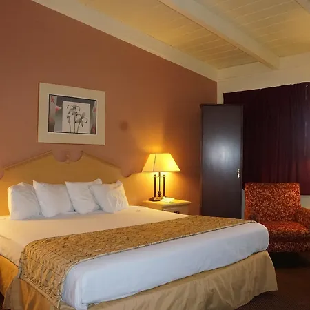 Americas Best Value Inn & Suites Oroville-3