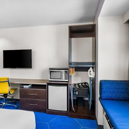 Microtel Inn & Suites By Wyndham Conway-2