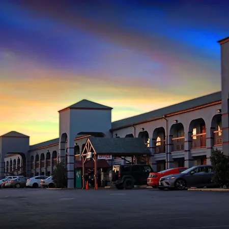Americas Best Value Inn San Antonio - At&T Center/Fort Sam Houston-2