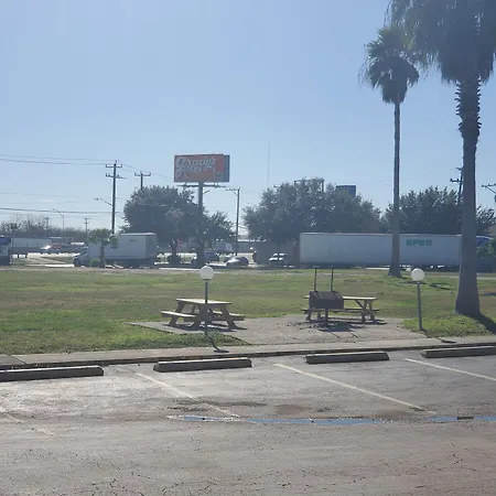 Americas Best Value Inn San Antonio - At&T Center/Fort Sam Houston-3