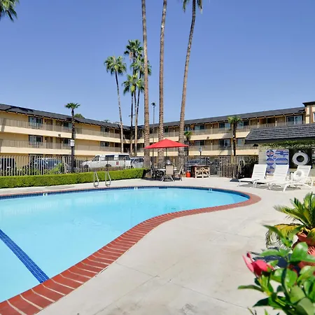 Vagabond Inn Whittier-2
