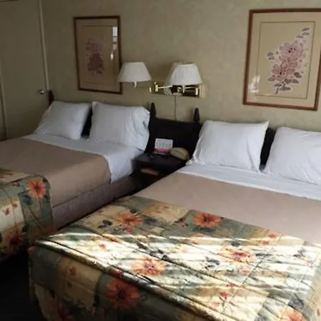 Travelers Beach Inn-2