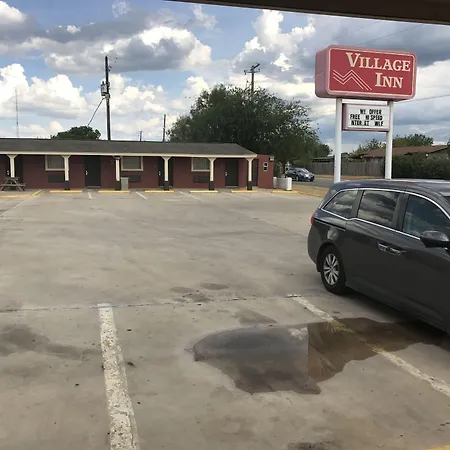 Village Inn Cotulla-2