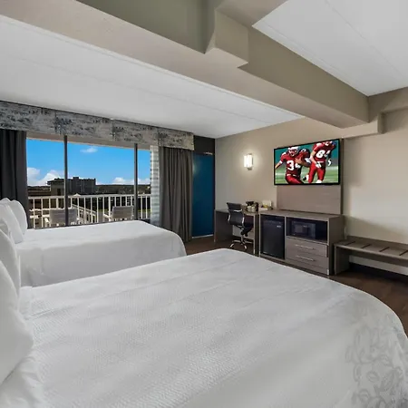 Red Roof Inn Plus & Suites Virginia Beach - Seaside-3