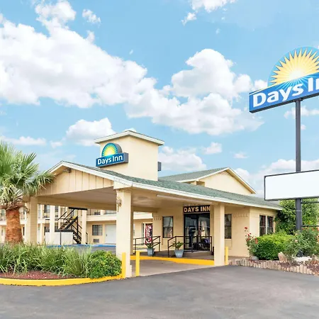 Days Inn By Wyndham Snyder-2