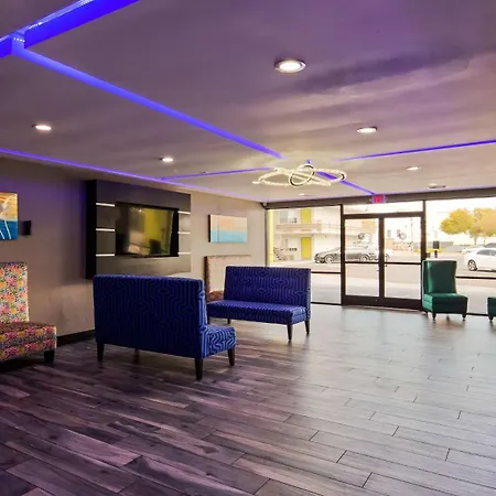 Surestay Plus Hotel By Best Western Point Richmond-3