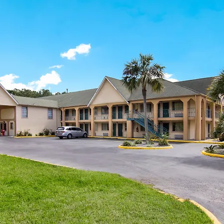 Americas Best Value Inn Darien-2