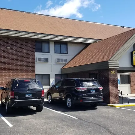 Super 8 By Wyndham St. Cloud-3