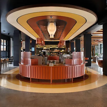 Banff Voyager Inn-2