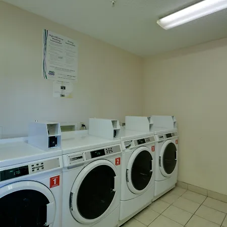 Intown Suites Extended Stay Houston Tx - Hobby Airport-3