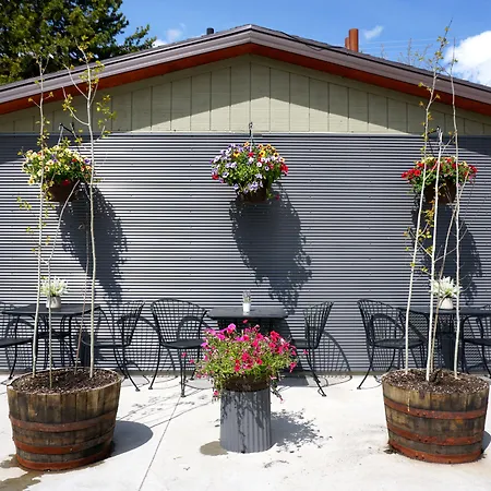Moose Creek Inn-2