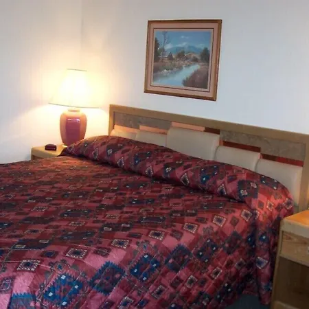 Royal Motor Inn-2