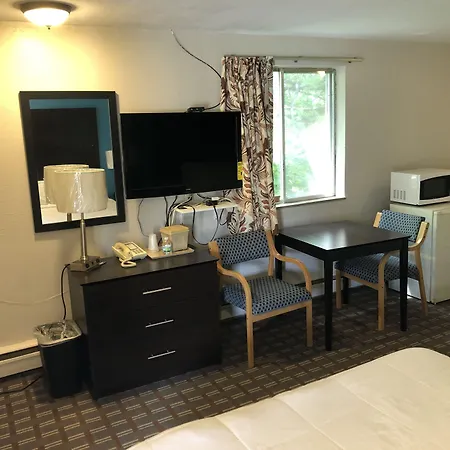 Gratiot View Motel-2