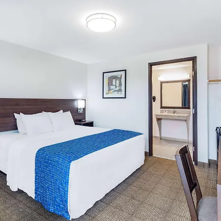 Travelodge By Wyndham Newport-2