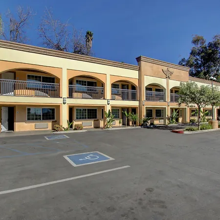 Thunderbird Lodge-3