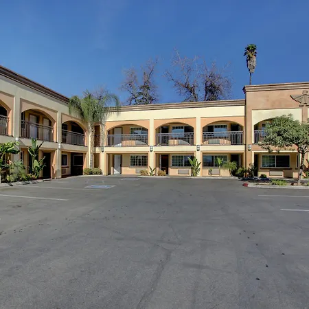 Thunderbird Lodge-2