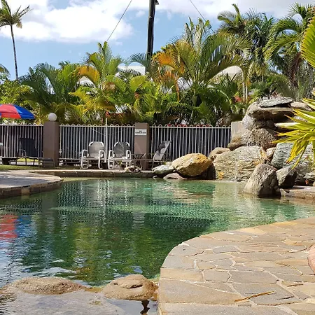 Reef Palms-3