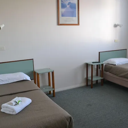 Hobart Tower Motel-3